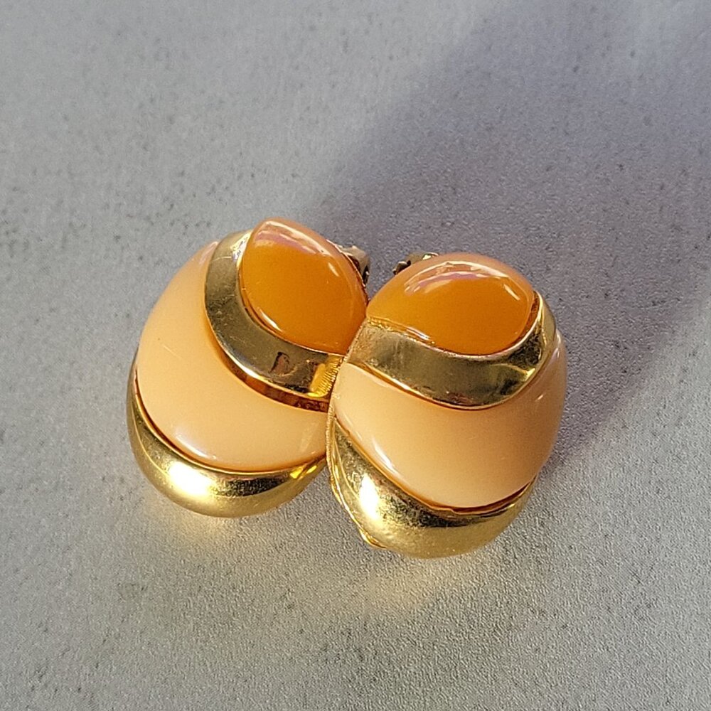 Vintage 80s Peach Gold Enamel Clip On Earrings Retro Oval Statement